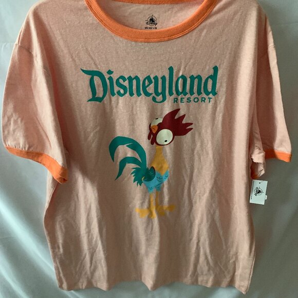 DISNEYLAND RESORT Moana Hei Hei Short Sleeve Tee in Heather Orange Sz LARGE - Picture 2 of 3